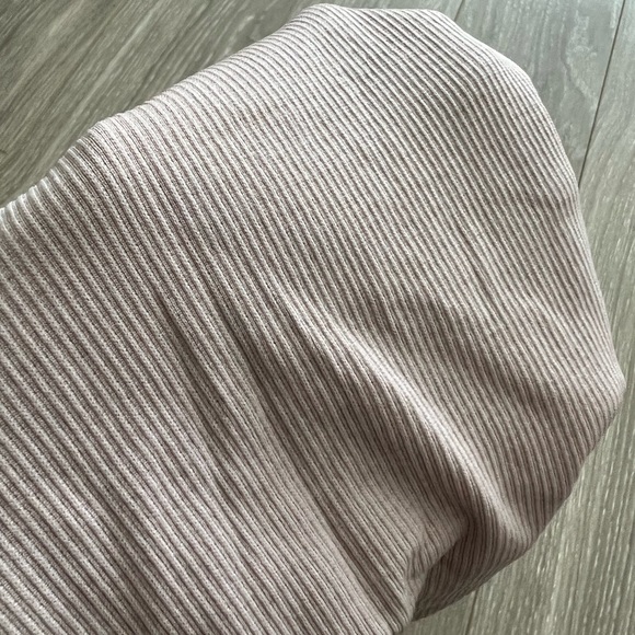 Lululemon Seek Simplicity Tank (2 ways) - Picture 6 of 7